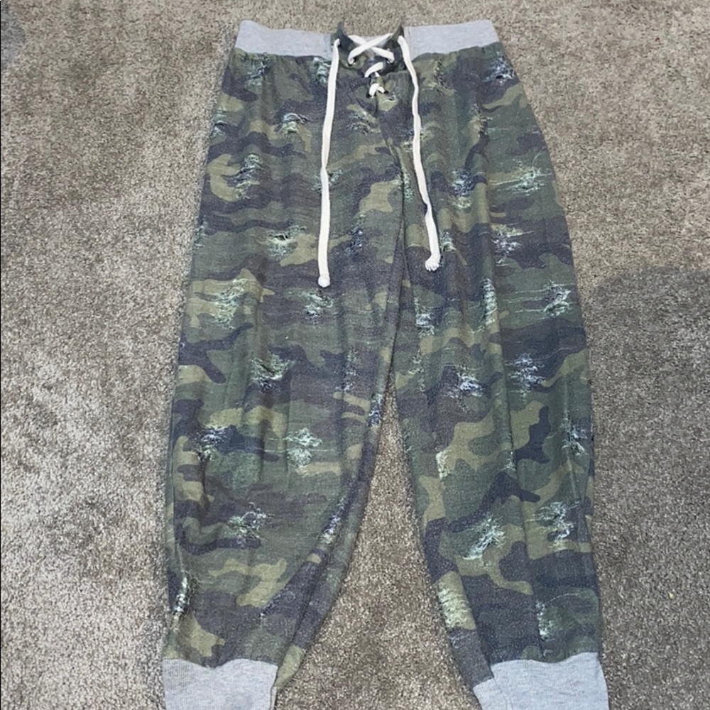 me. n. .u kids large sweat pants